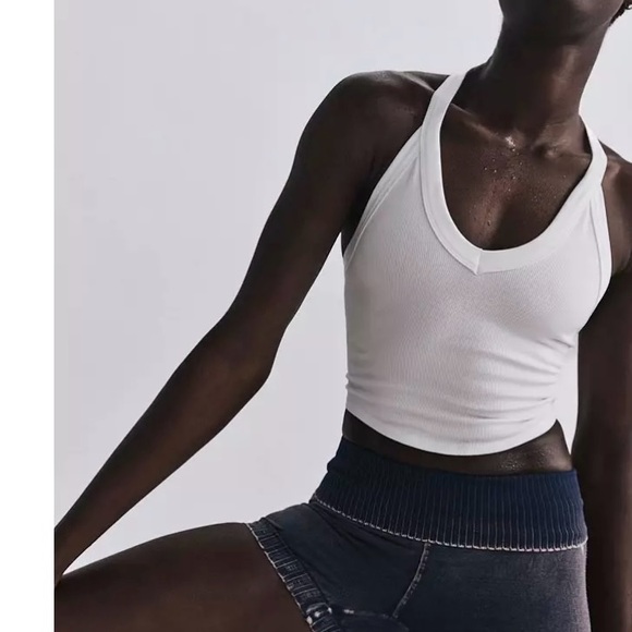 NWT Free People FP Movement Women's All Clear V Neck Cami M/L - Picture 4 of 5